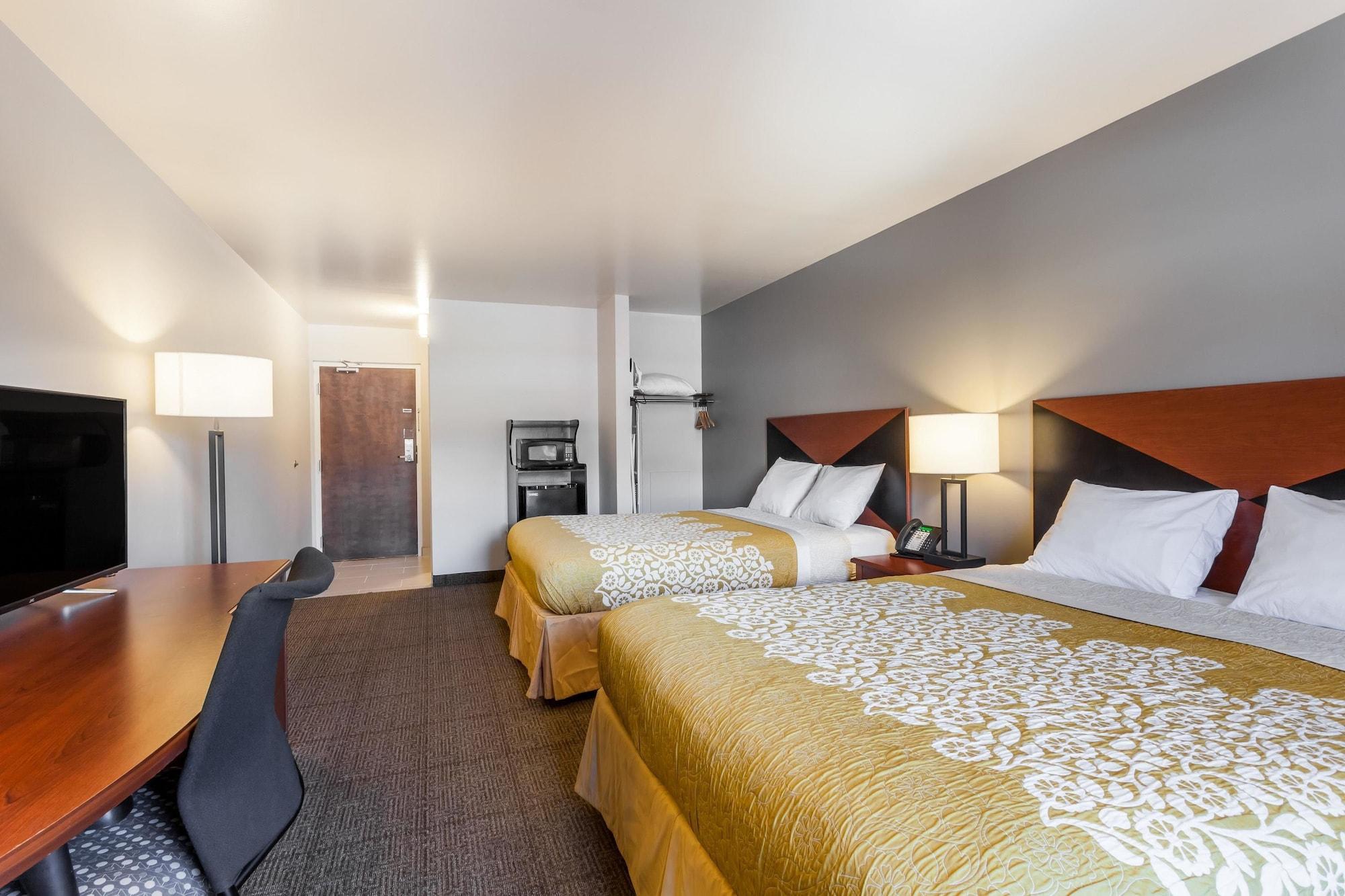 Days Inn & Suites By Wyndham Lancaster Amish Country Mountville Exteriér fotografie